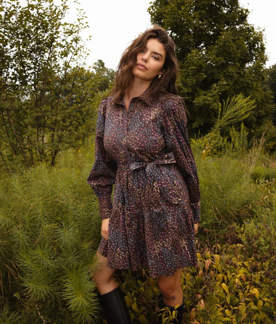 The Countryside Poplin Tiered Shirtdress - Floral Prairie in Chocolate