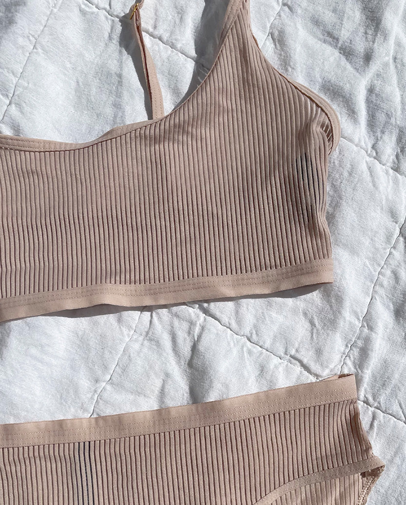 The Feel Free Adjustable Bralette - Latte